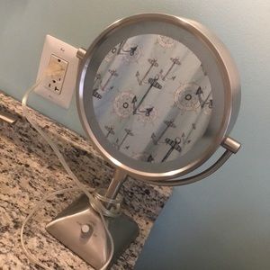 Makeup mirror with light